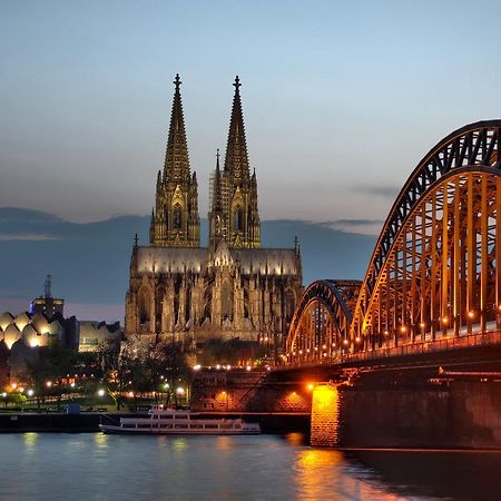 Hotel Moji Koeln Sieversstrasse Zewnętrze zdjęcie
