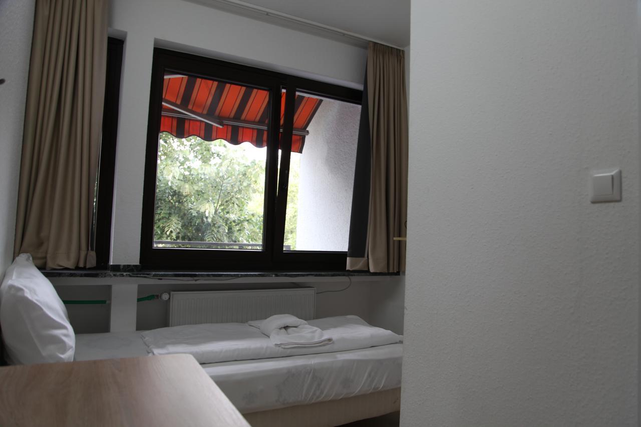 Hotel Moji Koeln Sieversstrasse Zewnętrze zdjęcie