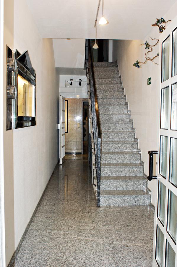 Hotel Moji Koeln Sieversstrasse Zewnętrze zdjęcie